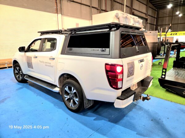 Solid side glass tub canopy for BT50 - ARMORMAN4X4