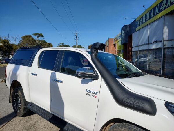 Solid side glass tub Canopy for Hilux - ARMORMAN 4X4