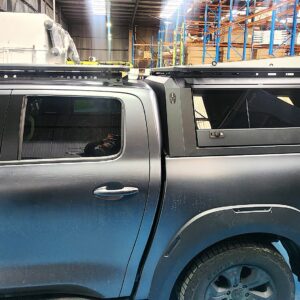 Solid side glass tub canopy for GWM - ARMORMAN4X4