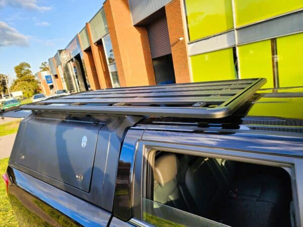 Aluminium roof rack