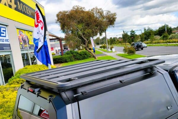 Aluminium roof rack