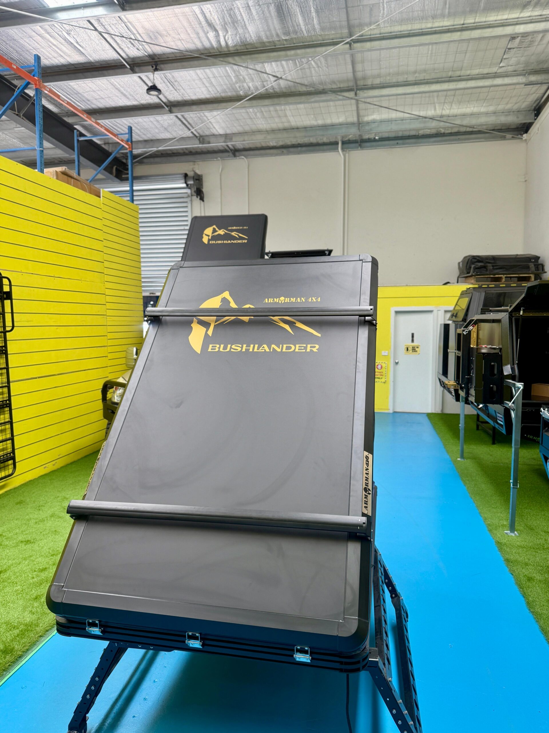 ROOF TOP TENT- BUSH LANDER - SLIM - HARD SHELL- ARMORMAN 4X4 - Image 7