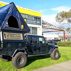 ROOF TOP TENT- BUSH LANDER - ARMORMAN 4X4 SETUP IN JEEP