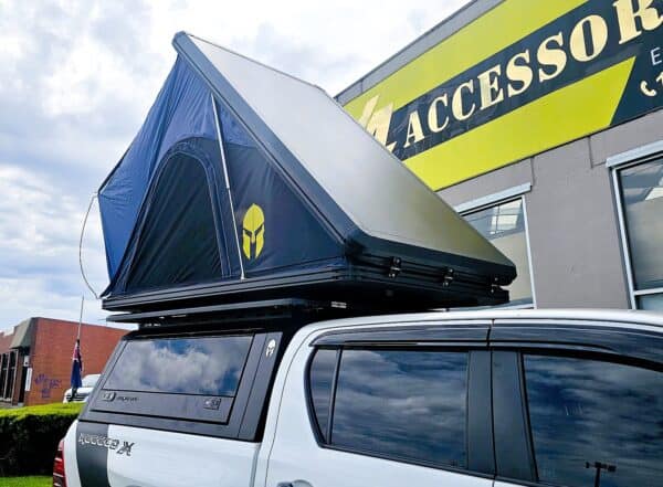 hard shell roof top tent