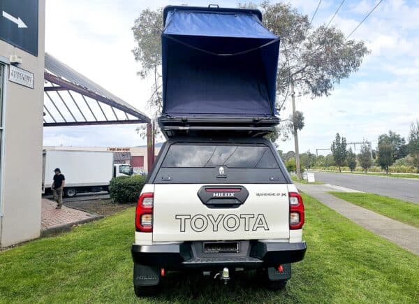 ROOF TOP TENT- BUSH LANDER- ARMORMAN 4X4